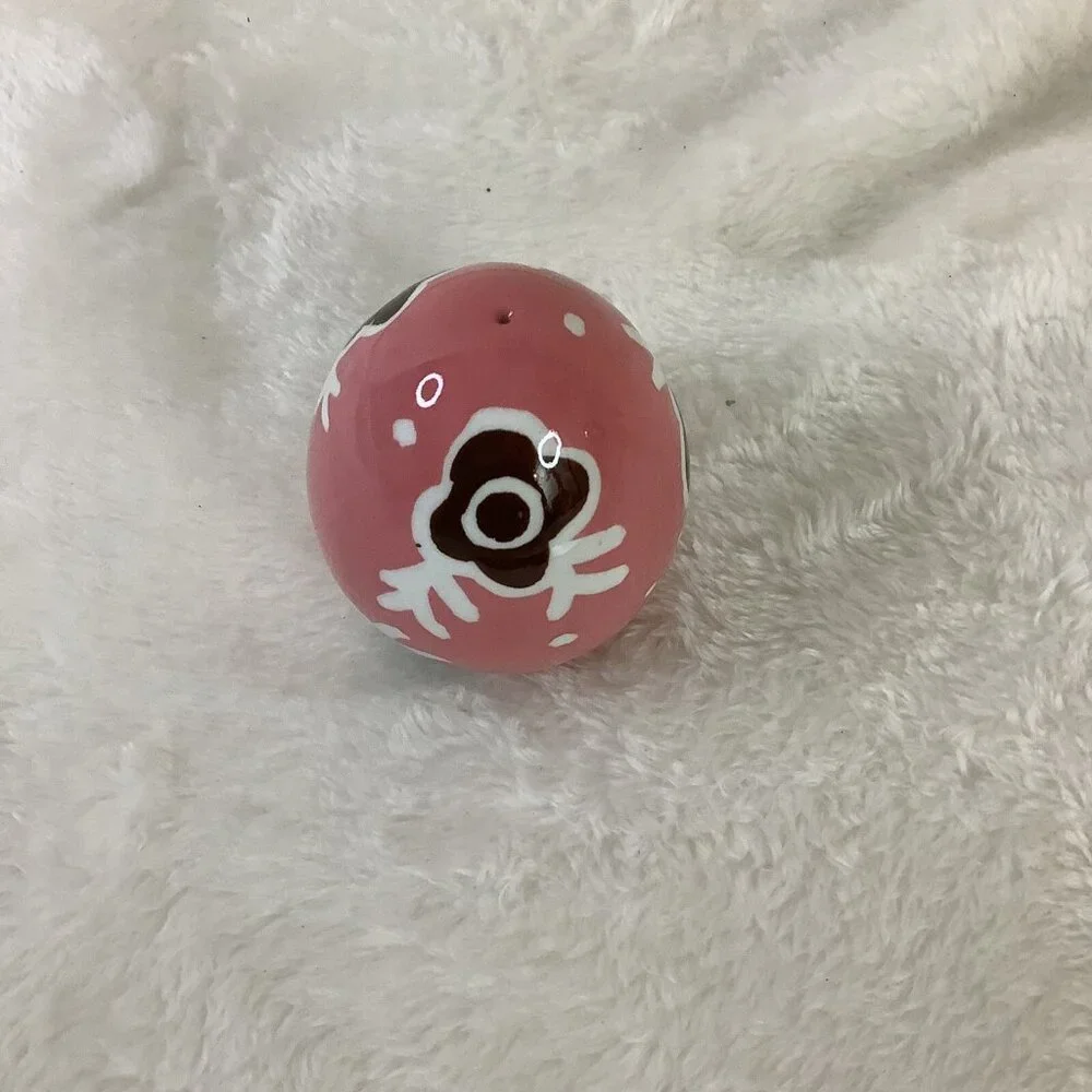 Kirkland‎ Easter Egg Store Salt And Pepper Shaker Set 6” X 3.5” X 2 5/8” In Box